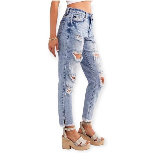 KanCan High Rise Relaxed Taper Jeans Size 5 (26) Womens Distressed Raw Hem - Picture 16 of 16